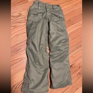 Women’s 686 xs green snowboard pants